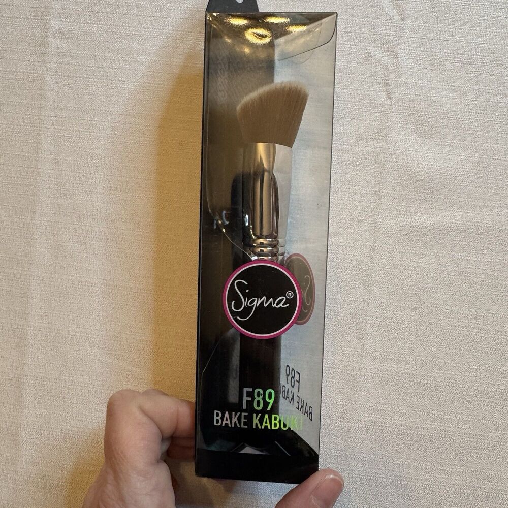 Sigma Beauty - F89 Bake Kabuki